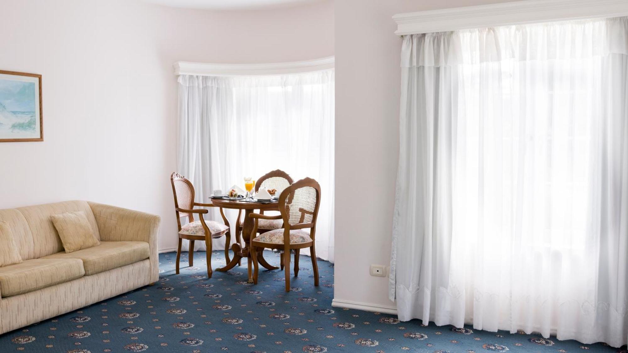 Parque Hotel Jean Clevers Punta del Este Exterior foto A room at the hotel